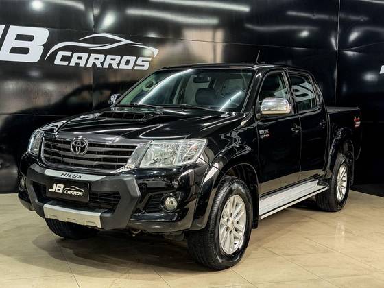 TOYOTA HILUX 3.0 SRV 4X4 CD 16V TURBO INTERCOOLER DIESEL 4P AUTOMÁTICO TOYOTA HILUX 3.0 SRV 4X4 CD 16V TURBO INTERCOOLER DIESEL 4P AUTOMÁTICO